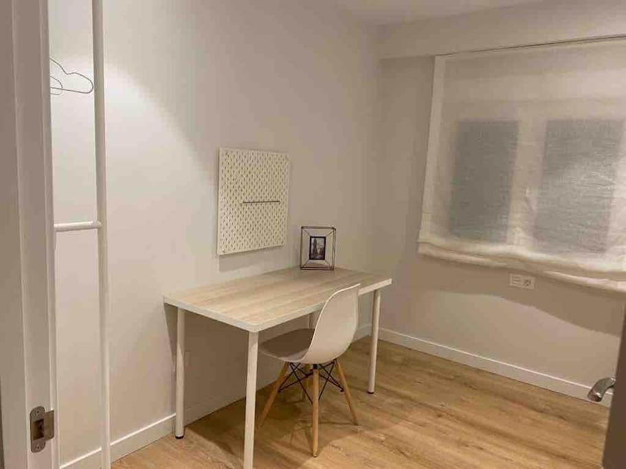 Apartamento A Estrenar En Centro Gijon. Fibra-Tv Zewnętrze zdjęcie