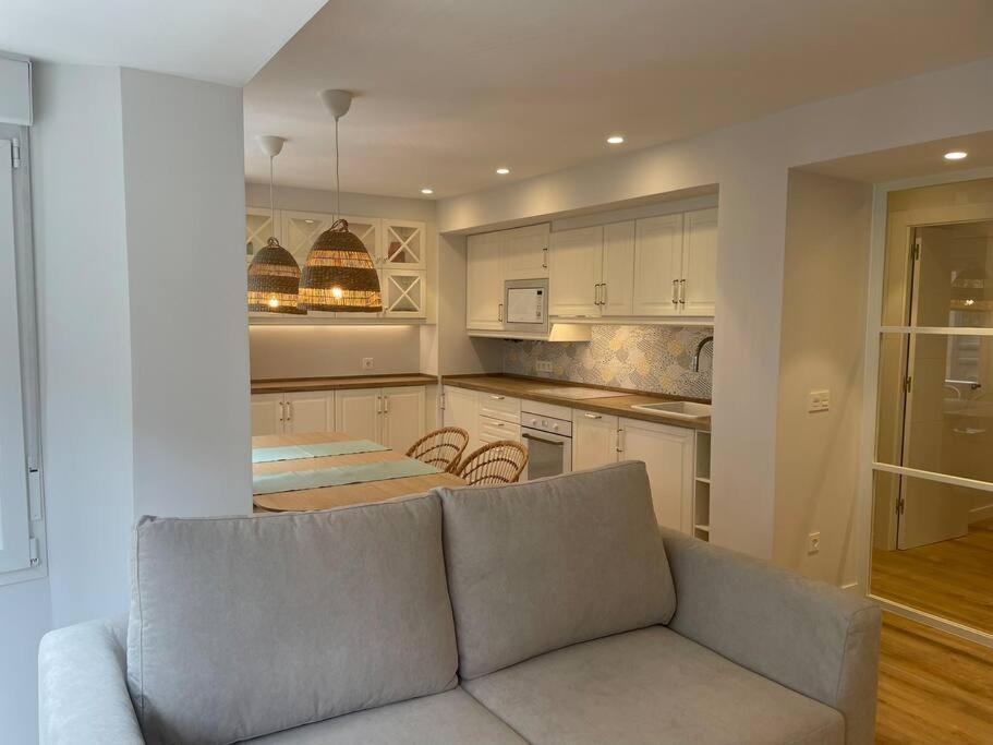 Apartamento A Estrenar En Centro Gijon. Fibra-Tv Zewnętrze zdjęcie